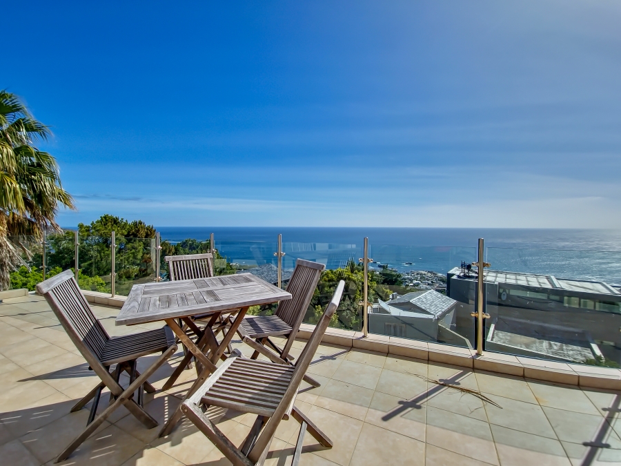 To Let 4 Bedroom Property for Rent in Camps Bay Western Cape